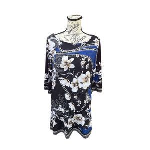 White House Black Market floral dress 3/4 length sleeves M
